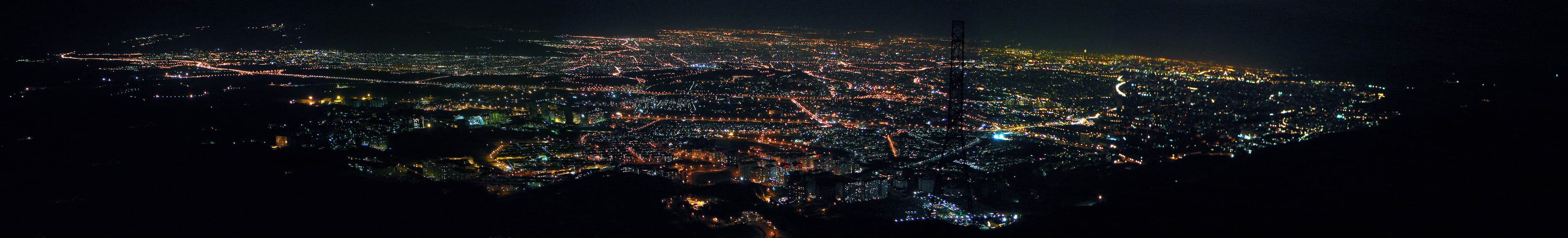Night panorama of Tehran